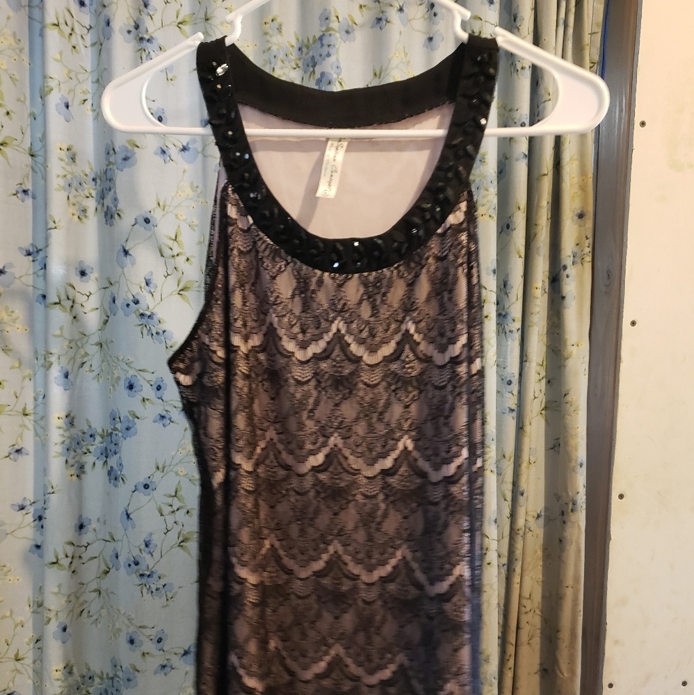 Lacy Black & Tan Sleeveless Top